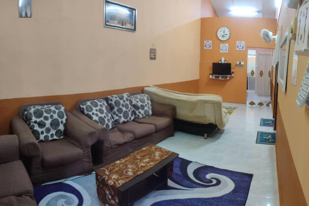 Ns Homestay Private Pool Tanah Merah  Exterior photo